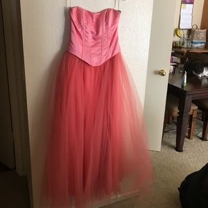 Jessica McClintock for Gunne Sax Prom Dress